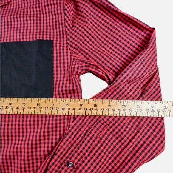 3/25$ Calvin Klein Chemise Homme Small Coupe Cintrée extrême Plaid Rouge Noir - Picture 3 of 5